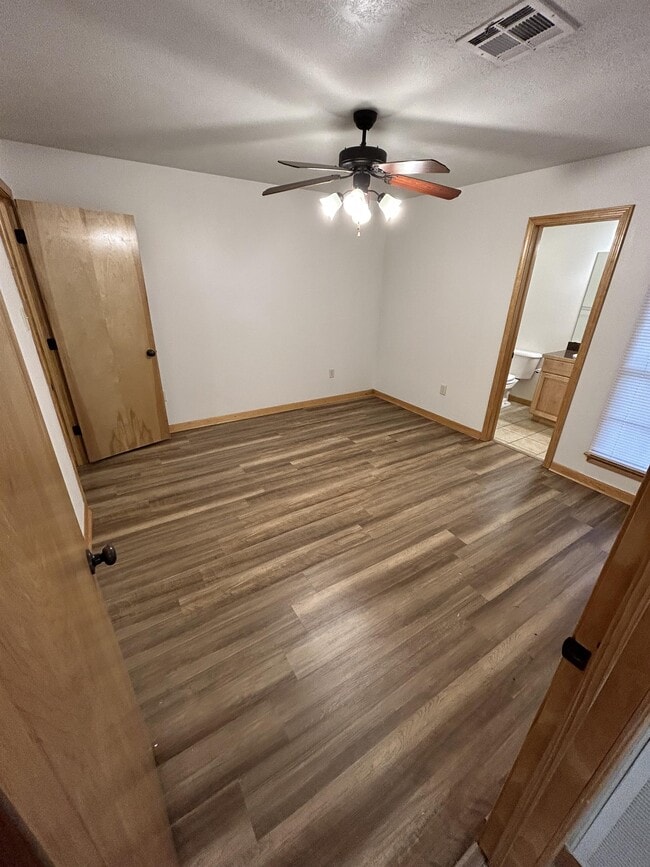 Photo - 2722 Ryan Rd