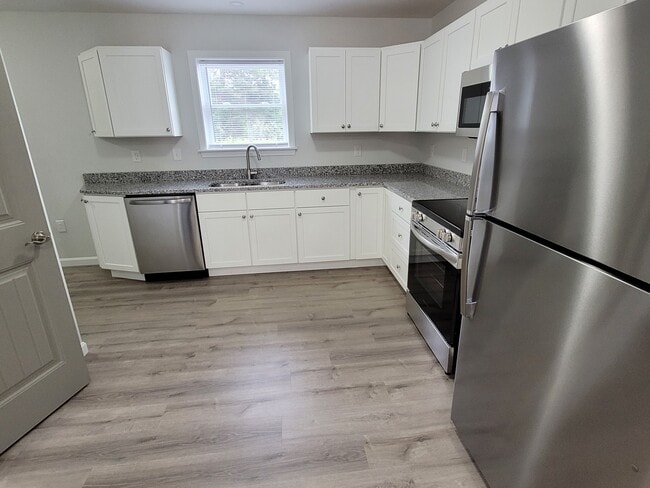 Photo - 8 Juniper Ln