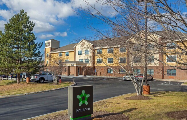 Furnished Studio-Boston - Braintree