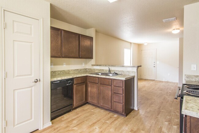 Photo - 3407 Apache Meadows Drive