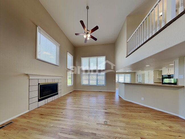 342 W Prestwick Way