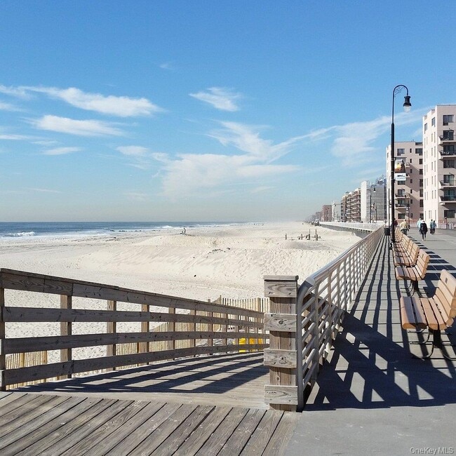 Photo - 360 Shore Rd