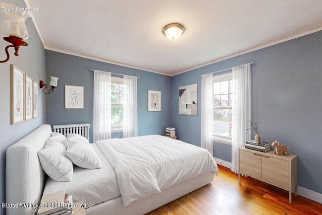 Photo - 24 W Erie St