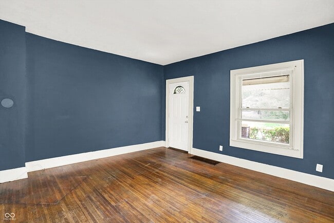 Photo - 626 N Riley Ave