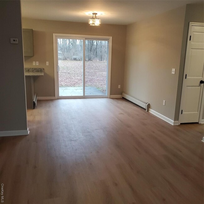 Photo - 71 E Searsville Rd