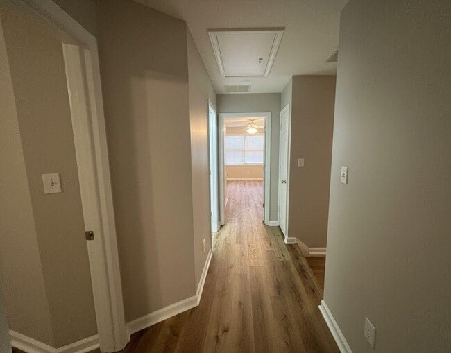 Photo - 462 Peachtree Ridge Dr NW