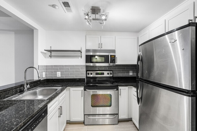 Photo - 1150 K St NW Unit 311