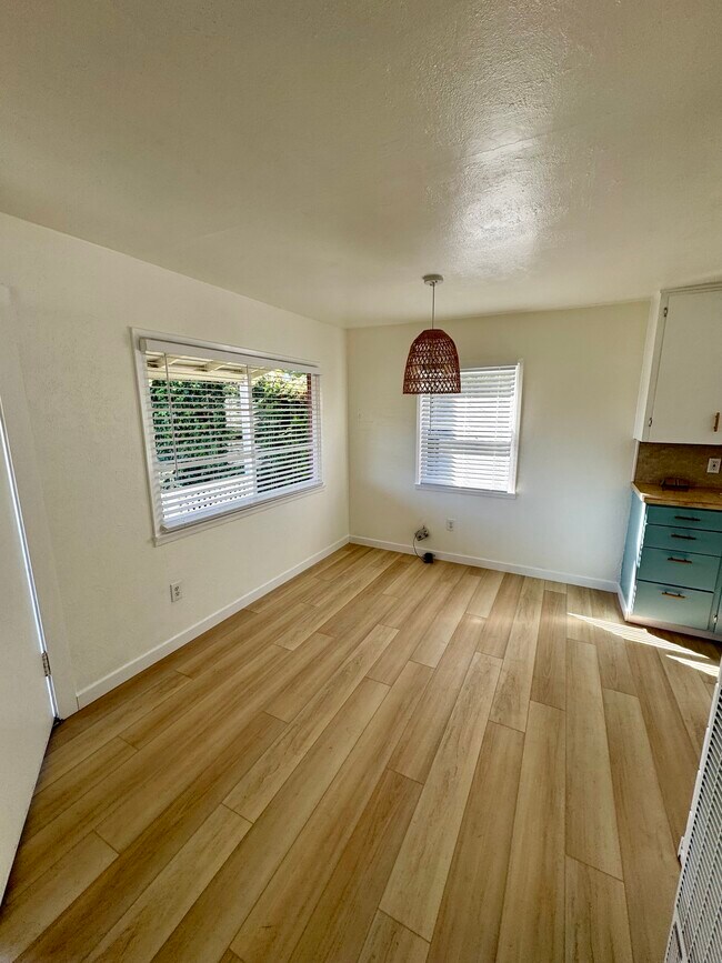 Photo - 1151 Baden Ave Unit A