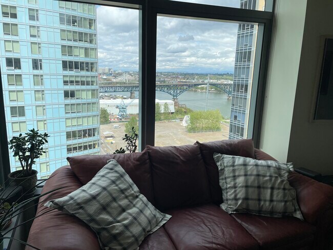 Photo - 3601 S River Pky Unidad 1606