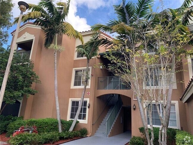 Building Photo - 4824 N State Rd 7 Unit 307 Rental