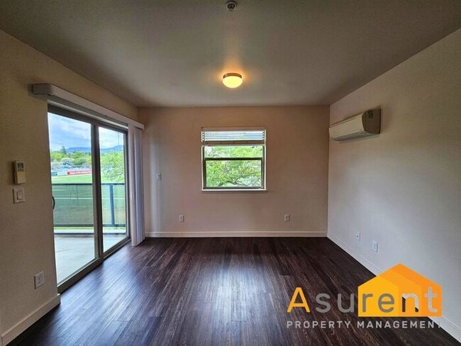 Photo - New Townhome close to downtown!
