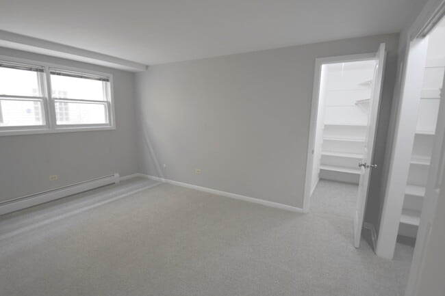 1469 Ashland Ave Unit S