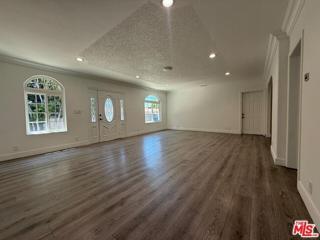 Building Photo - 6742 Radford Ave