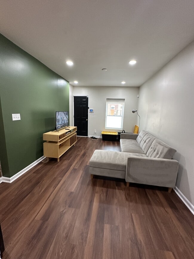 Photo - 1246 Washington Blvd