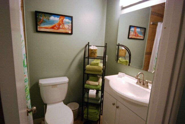 Photo - 200 104th Ave Unidad #2