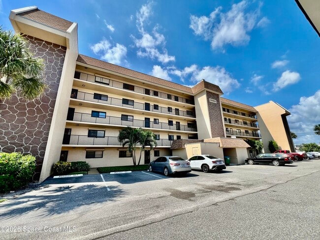 Building Photo - 8494 Ridgewood Ave Unit 4405