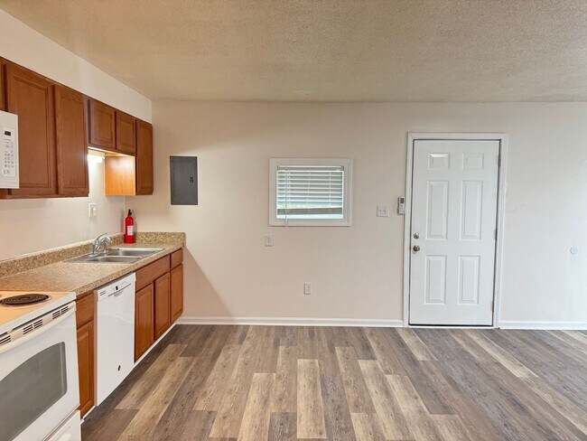 Photo - 210 Marion St Unit 3