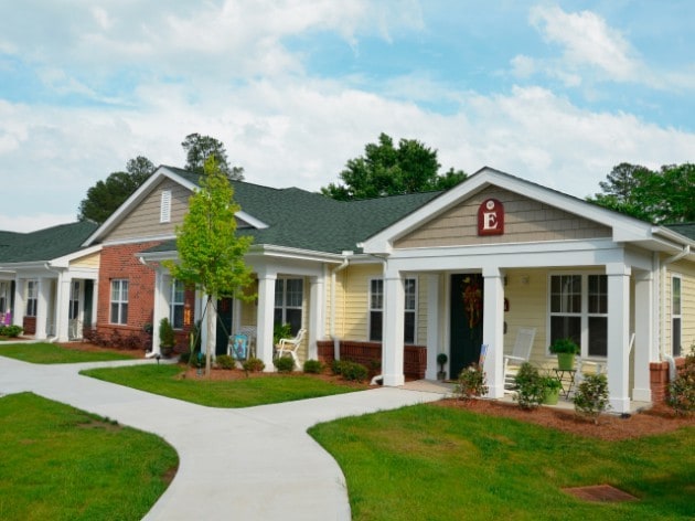 Photo - Windsor Crossing Apartments