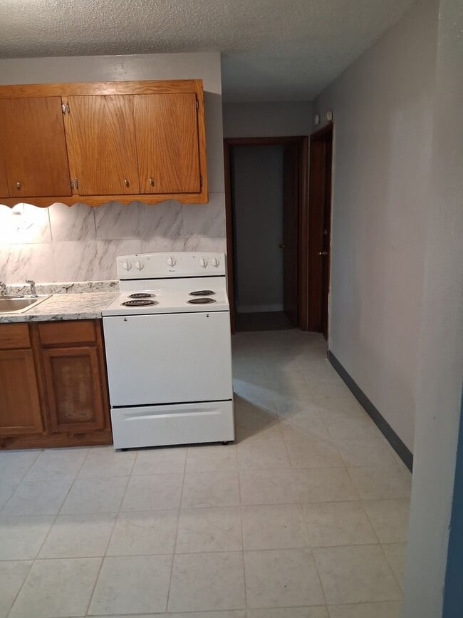 Photo - One bedroom Maplewood off Stillwater Unit #1