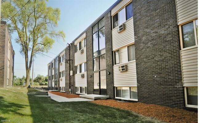 Photo - 1242 Haslett Rd