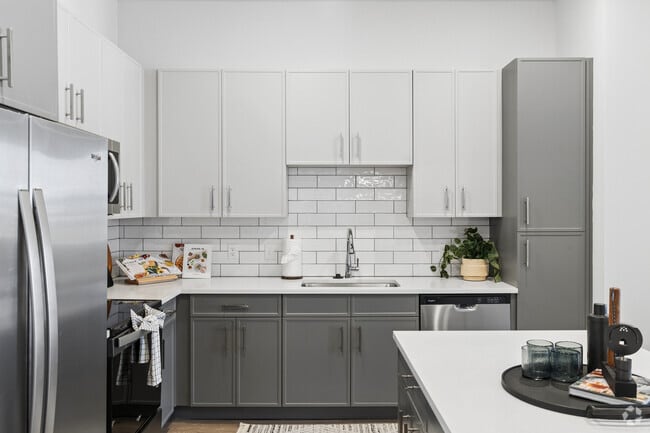 B2 - 2BR, 2BA - 1,148SF - Kitchen