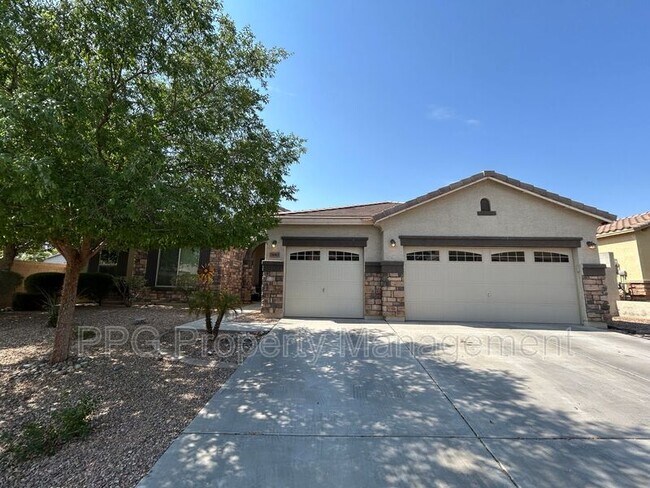 Photo - 18465 W Desert Ln House