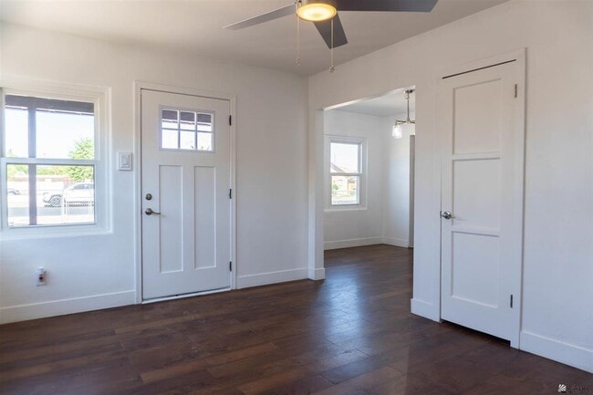 Photo - 137 N Magnolia Ave