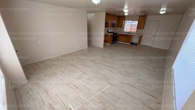 Photo - 3 bedroom/ 2 bathroom apartment