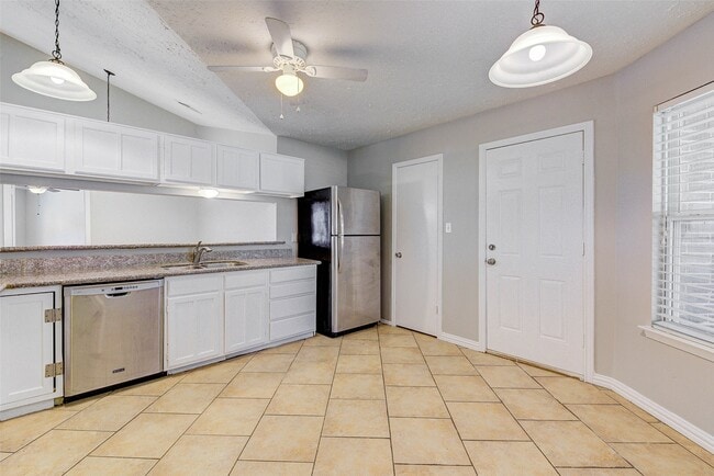 Photo - 13610 Tara Oak Dr