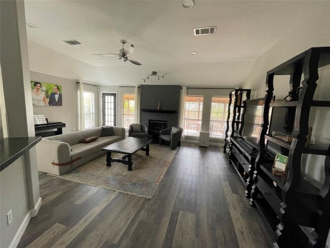 Photo - 3023 Bent Tree Loop