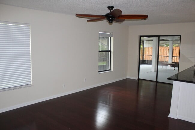 Photo - 13880 Paddock Dr