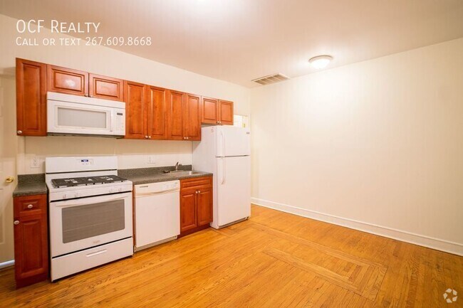 Building Photo - 4244 Spruce St Unit 3R Rental