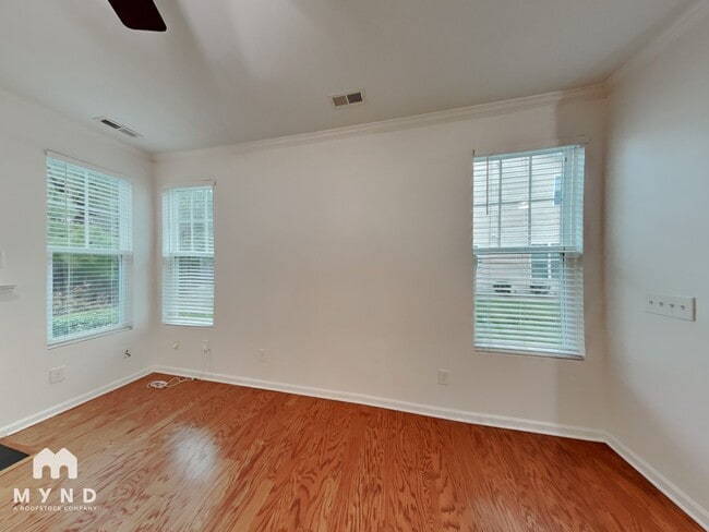 Photo - 10130 Marleybone Dr