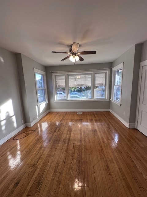 Photo - 3128 W 54th St Unidad 1