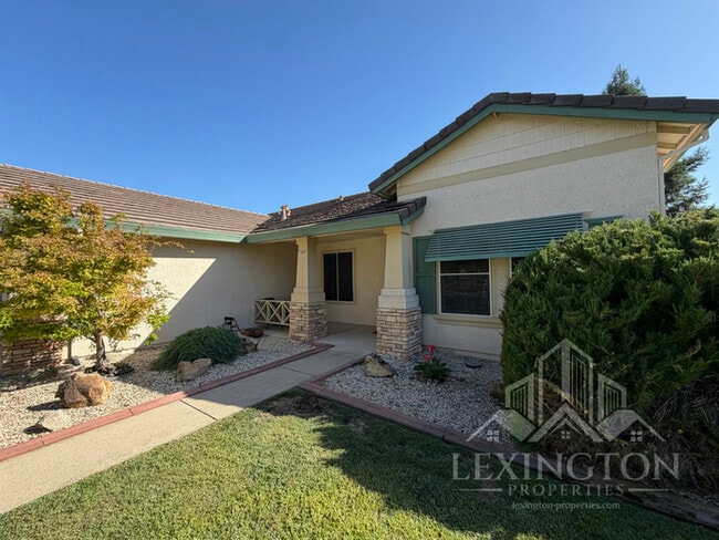 Pristine, single-story, 3bd/2ba, Home in Cameron Park!