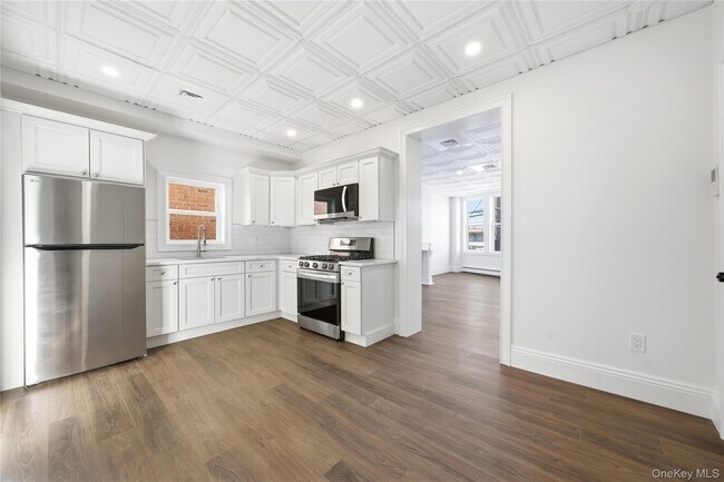 Photo - 13 W Hoffman Ave Unit 2