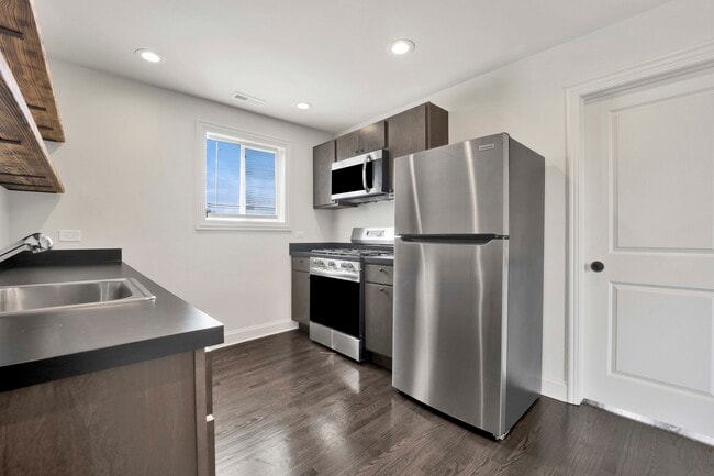 Photo - 3125 N California Ave Unit 2F