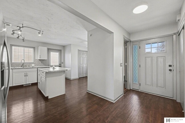 Photo - 8109 Valley Rd