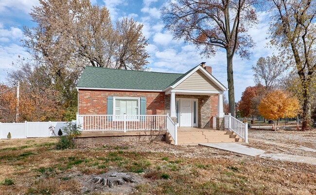 Photo - 1037 Prigge Rd