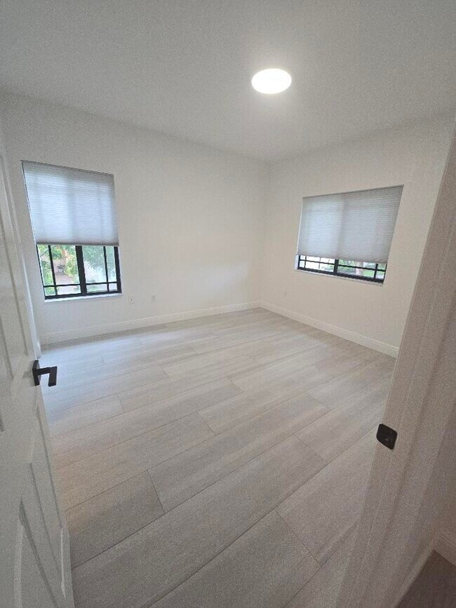 Photo - 2807 Veronia Dr Unidad 107