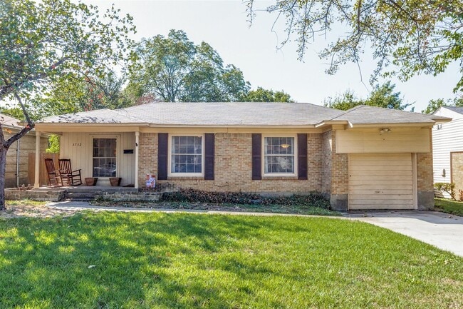 Building Photo - 3732 Seguin Dr