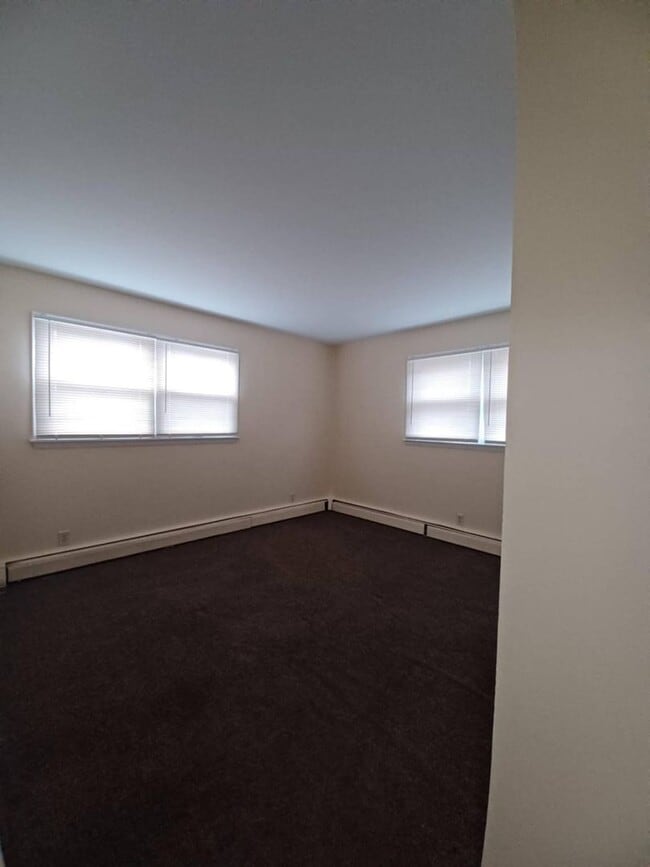 Photo - Harrison Ave