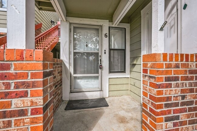 Building Photo - 982 S Dearborn Way Rental