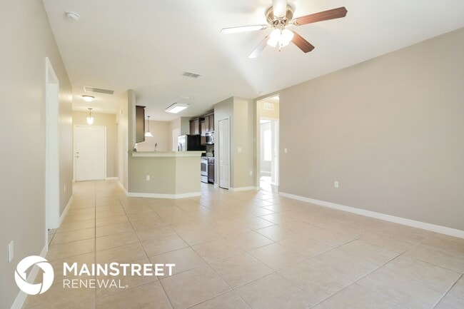 Photo - 4794 Ashurst St