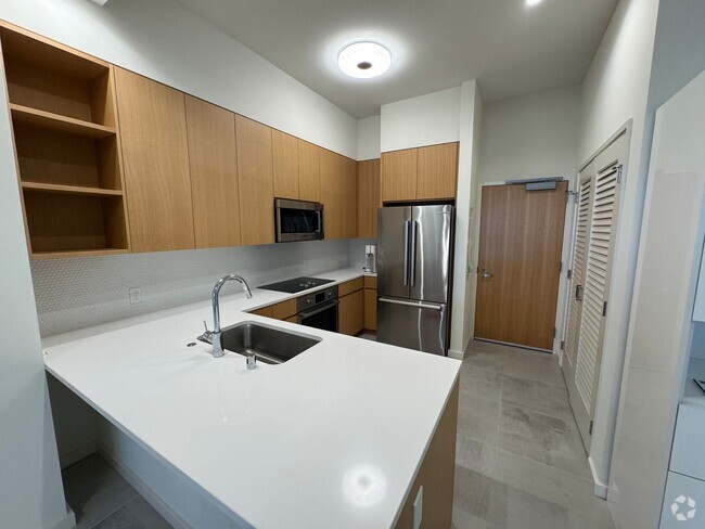 Building Photo - Sky Ala Moana West 1 bedroom, 1 bathroom l... Rental