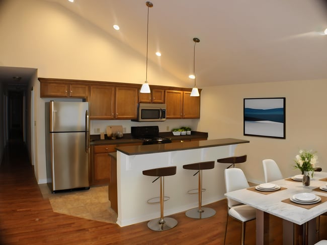 Photo - 1312 W Bethel Ave