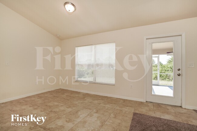 Photo - 2819 34th St SW