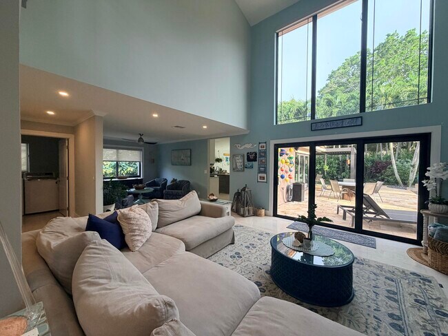 Photo - 3041 Perriwinkle Cir