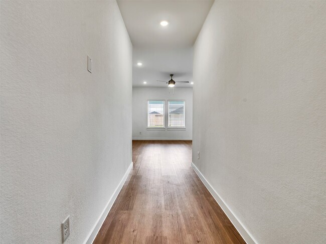 Photo - 9011 Serene Hvn Dr