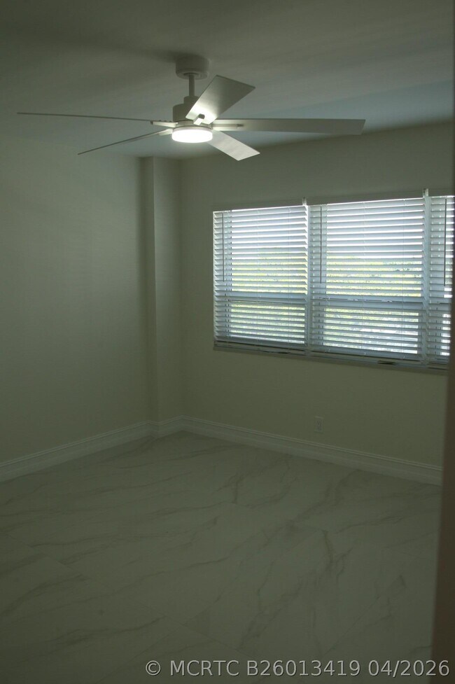 Photo - 340 Sunset Dr Unit 610